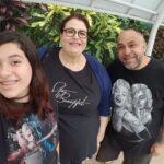 Valéria Sandalo Instagram - #tbt . . Família feliz fora do comercial de margarina! . . #valériasândalo #valeriasandalo #valériasandalo #valeriasândalo #família #familiafeliz #comercialdemargarina #colegiorainhadapaz #colégiorainha #altodepinheiros #vilaipojuca #altodalapa