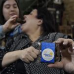 Valéria Sandalo Instagram - . . Que bom poder unir o prazer de comer um brownie delicioso e ajudar os animais! E comprando um brownie do @nossospeludos vc estará ajudando! Para cada unidade vendida são doados 330g de ração para animais abandonados que estão com protetores ou em ONG's/Abrigos. . . Em Setembro completarão10 anos chegando a marca de mais de 14 toneladas de ração doada, além de cadeira de rodas, castrações, vacinas e consultas. . . Vem com a gente nessa rede do bem! O Camilo, comigo e com a @li.sandalo_ na foto, aprovou!!! . . Foto: Gabriel Trevisan @gabrieltrevisan . . #valériasândalo #valeriasandalo #valériasandalo #valeriasândalo #nossospeludos #brownie #browniedobem #brownienossospeludos #vidadeempreendedora #rededobem #doglovers #catlovers