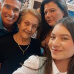 Valenthina Rodarte Instagram - Que o espírito natalino renove sua fé nas possibilidades infinitas que o futuro reserva #natal2023 #natal #renovação #family #deusnocomando