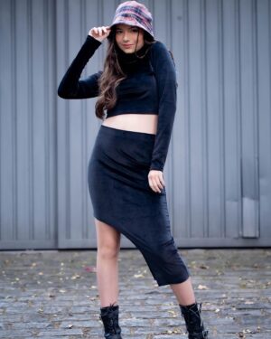 Valenthina Rodarte Instagram - Produção @danny_anjos 
Fotografia @fotografa.priferreira 
Look @vanillacreamoficial @bugudum 
#modafeminina #modateenmeninas #tendencia #deus #deusnocomando #deusébom
