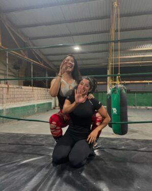 Valentina Feroz Instagram - ¡Hola, amigos! ¿Cómo están? 💖

Nosotros estamos increíblemente emocionados porque, después de una larga espera, ¡tu equipo favorito está de vuelta! Y con esto vienen muchas sorpresas para todos ustedes… 🇲🇽➕🇧🇷

Etiqueta el lugar o la empresa donde te gustaría vernos en acción. ¡Estamos ansiosos por ver sus sugerencias!👀

Hey friends! How are u?💖

We are incredibly excited because, after a long wait, your favorite tag team is back! And with that, many surprises are coming your way... 🇲🇽➕🇧🇷

Tag the place or company where you’d like to see us in action. We can’t wait to see your suggestions!👀

#julissamexa #valentynnareis #bramexas #latinas #yourfavoritelatinas #mexico #brasil #luchalibre