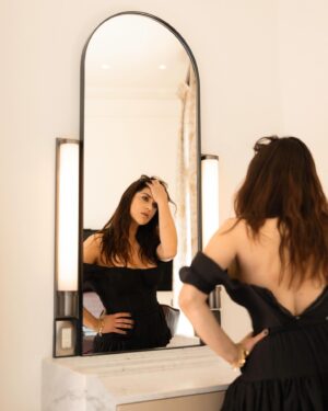 Valentina Lodovini Instagram - ti racconto una storia...
alla fine, lei ce la fa!

FINE.