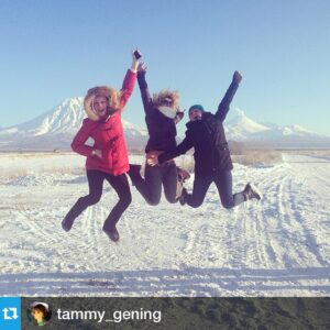 Valentina Mazunina Instagram - #Repost @tammy_gening with @repostapp. ・・・ #камчатка#здесьначинаетсяроссия#странанаша#гастроли#люблюсвоюработу#девченки#круто😜