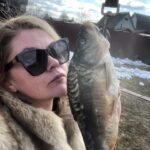 Valentina Mazunina Instagram - Клюём, до сих пор)) @dorofeza когда уже опять будем рыбу выгуливать??