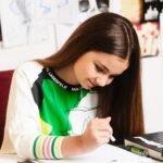 Valentina Tronel Instagram – Très fière d’avoir pu participer au KARL KIDS Mini Gala 💖 J’ai été très honorée et émue de pouvoir découvrir le magnifique bureau de Karl LAGERFELD. 
J’espère que cette vidéo vous plaira 🫶🏻 @karllagerfeld @kids_around 
#karllagerfeld #kidsaround