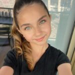Valentina Tronel Instagram - Qui est déjà en vacances ?🤍