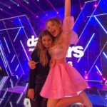 Valentina Tronel Instagram - 🤩 Merci pour cette magnifique soirée ma @carlamusicoff 🫶🏻 j’étais trop contente d’être là pour te soutenir ❤️