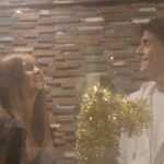 Valentina Tronel Instagram – Les amis,
Mon single « Last christmas » sera disponible sur toutes les plateformes dès ce soir, MINUIT 🤩
Merci encore à @vikigaborofficial et @petaranicic_official pour cette collaboration 💖
J’ai tellement hâte ! Et vous ? ⌛️