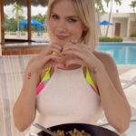Valentina de Abreu Instagram - Sería incapaz… feat @veriuskatolpamolina @valentinadeabreu #humor #joda #ex #novia #rubias