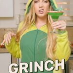 Valentina de Abreu Instagram - Grinch cóctel 🍸🎅🏻🚫 Espero les guste y lo disfruten 💕 #grinchcoctel #grinch #navidad #feliznavidad #merrychristmas #gye #ecuador #valentinadeabreu