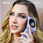 Valentina de Abreu Instagram - ¿Quieres ganarte un Tecno Phantom V Flip 5G como el mío por Navidad? 🎄😍📱 Solo debes seguir los siguientes pasos: 1. Seguir a la cuenta de @tecnomobileecuador en IG 2. Darle like al post del giveaway y mencionar a 3 amigos 3. ⁠Sube una Foto glamorosa a tu perfil de IG con el #mitecnophantomec 4. ⁠Etiqueta a @tecnomobileecuador en tu publicación La foto más glamorosa tendrá más oportunidades de ganar, mucha suerte! #tecno #giveaway #celular #sorteo #navidad #glamour
