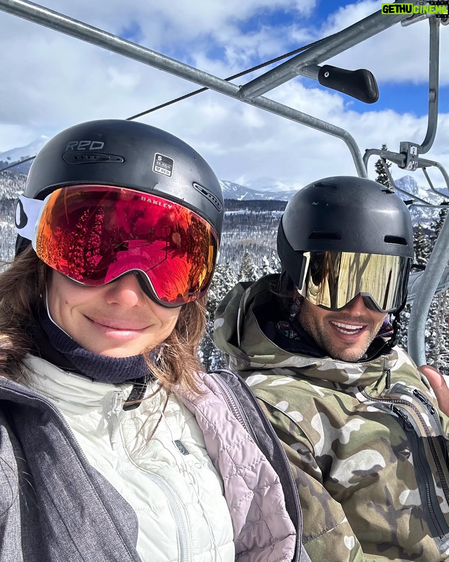 Valentine Thomas Instagram - I kissed a lot of toads before finding my Prince, but hell it was worth it not to settle! Happy V day to my forever Valentine 💘 Teddy is close second 👀 @danielf86