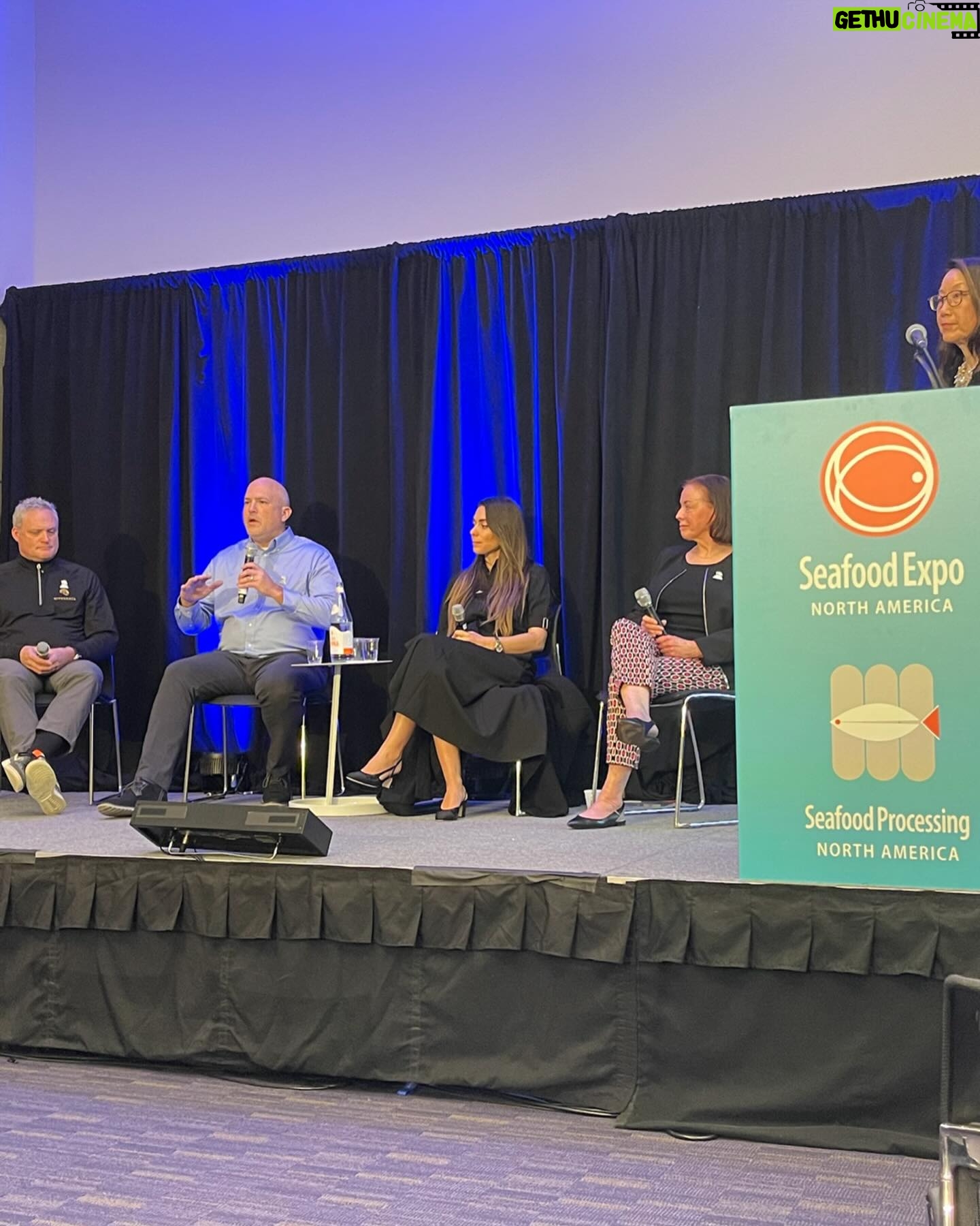 Valentine Thomas Instagram - Great time in Boston at the Seafood Expo with the @seafood4health team! On a panel, we revealed the FANTASTIC numbers of our very successful campaign with @heb to encourage Americans to eat more (sustainable) seafood (please add me on LinkedIn for more details). I got to hang out with old friends I missed very much @dennistheprescott @dry_aged_fish_guy and made new one with the @nbdeliciouslycanadian team @rachfromnb During the conference, I got to see first hand the innovations within the aquaculture and wild fisheries sectors and it was very heartwarming to see so many people dedicated to create a positive blue future. While there is still a lot of work to do, please know that there are thousands of impressive people out there working night and day to preserve our ressources and create new ones. I will be sharing a lot more on this topic as NOTHING will have a greater impact on ocean conservation than encouraging the people the right thing. Yes, way more than abstaining to eat or buy seafood. Let’s work together to give the power to the right people. And nothing is more powerful than your spending dollars (if you can afford a Starbucks latte, you can afford sustainable seafood).