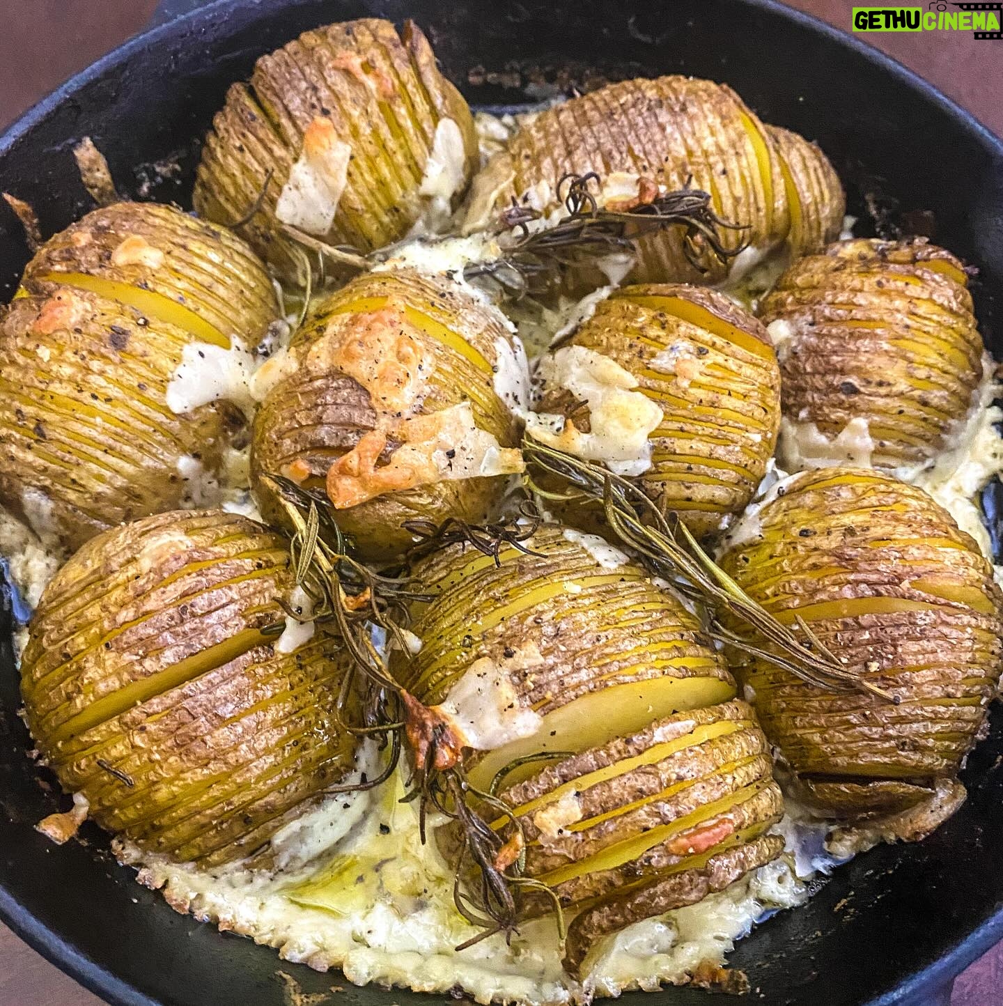 Valentine Thomas Instagram - Food 😍 1- happy place 2- oysters on the grill 3- amberjack crudo, pomegranate, fennel 4- grilled oysters, Asian mignonnette, my dirty fingers 5- hasselback potatoes, anchovy cream 6- Cured gag grouper, smoked crème fraîche, capers 7- Turkish eggs 8- Butter clams 9- scallops carpaccio, cayenne, honeydew, ginger