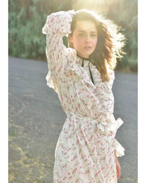Valeria Bilello Instagram - @marieclaireitalia 🎋

Ph. @robertakrasnig 

@vaneboz  @la_sara_kane @othersrl 

Mua @manola_spaziani_mua @simonebellimakeup 

@philosophyofficial
