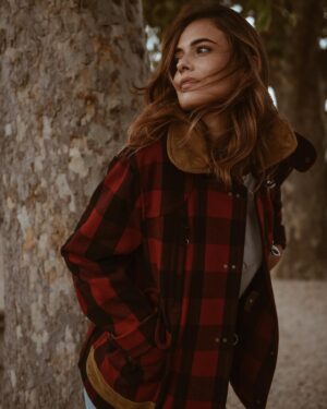 Valeria Bilello Instagram - Ciao Ottobre 🍁

@fay_brand 
@fayarchive 

#autumnvibes over and over