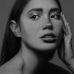 Valeria Emiliani Instagram - Nunca vuelve el que se fue, aunque regrese.