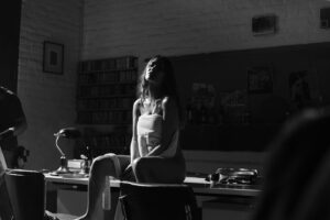 Valeria Emiliani Instagram - Bala perdida le pertenece a esta escena de Pálpito🫶🏽 fotos por el gran @luisoteroprada 

#BALAPERDIDA
#TheMarkedHeart 
#Palpito2