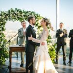 Valeria Ortega Instagram - Un día soñado 👰🏼‍♀️ 🤵🏼‍♂️ No puedo explicarles la emoción que sigo sintiendo. Estamos tan tan felices!! Todo gracias a la increíble energía que se generó en nuestro matrimonio. Fue épico! Ya les mostraré más fotos La fotógrafa no podia ser otra que @danielagaldames 📸 Nuestro spot estaba increíble @vistastgo Todo salió perfecto gracias al equipo @soledadprovens y @coniprovens que más encima parió esa misma tarde! Este maravilloso vestido de @casa.santander tan perfecto! 🤩 y mi favorito @franklawn tan tan elegante ❤️‍🔥