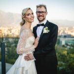 Valeria Ortega Instagram - Un día soñado 👰🏼‍♀️ 🤵🏼‍♂️ No puedo explicarles la emoción que sigo sintiendo. Estamos tan tan felices!! Todo gracias a la increíble energía que se generó en nuestro matrimonio. Fue épico! Ya les mostraré más fotos La fotógrafa no podia ser otra que @danielagaldames 📸 Nuestro spot estaba increíble @vistastgo Todo salió perfecto gracias al equipo @soledadprovens y @coniprovens que más encima parió esa misma tarde! Este maravilloso vestido de @casa.santander tan perfecto! 🤩 y mi favorito @franklawn tan tan elegante ❤️‍🔥