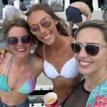 Valeria Ortega Instagram - Un viaje MARAVILLOSO 😍 Eres lo más @franklawn 🇪🇸🫶🏻🎉✨☀️💃🏼🪩💫🎶 🛥️
