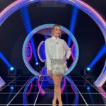 Valeria Ros Instagram - Buon giorno!!!💫 Outfit de diva en la primera gala de @tucaramesuena 🌟🔝 Vestido @elisabettafranchi Zapatos @twentyfourhaitch Pendientes @marinagarciajoyas