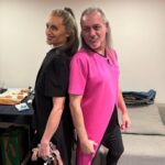Valeria Ros Instagram - Menudo equipazo y menuda edición de @tucaramesuena que me estoy pegando. Amigos, risas y retos constantes. Gracias por vernos y darnos tanto cariño!!! Atentamente, LA RUINA DEL POP 💶💶💶