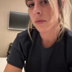 Valeria Ros Instagram – Así tengo todo el móvil lleno de selfies antes de dormir para dejar constancia de los pedazos de Make ups, peinados y looks que me dejan en los programas o bolos que trabajo 🤣 Qué suerte la mía que me pongan todos los días como una DIVA💕🫶 Venga os lo comparto y dejo hueco que paso de pagar icloud.
