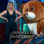 Valeria Ros Instagram - En Mask Singer tiene sentido lo de “¡QUÍTATELA! ¡QUÍTATELA!”, en este programa parece que se refieren a la tobillera de los presos y no a una máscara. @_valros