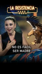 Valeria Ros Instagram - No es fácil ser madre. No es fácil ser @_valros #LaResistencia