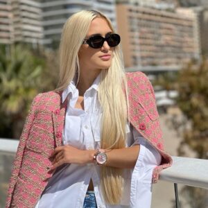 Valeriya Merkouchenko Instagram - My gorgeous watch from @ritmomundo , swipe to see it closer 🤩 #ritmomundo #watch
