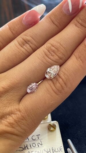 Valeriya Merkouchenko Instagram - Did you know that there not only colorless diamonds that exist on earth? 
Check out what kind of colored diamonds  @vitalemontecarlo has 💎 #diamonds #monaco #vitalemontecarlo