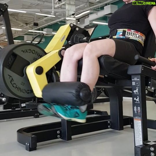 Valeriya Bukina Instagram - Какой вес? #тренировка #wellness #bodybuilding