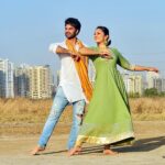 Vandana Lalwani Instagram - Dancers don’t need wings to fly 🧿 . . . . . #vandanalalwani #yuvraajparashar #dance #dancer #dancelover #artist #indian 📷 @asli_salmanshaikh
