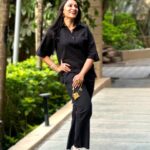 Vandana Lalwani Instagram - Combining Style with Sophistication ✨😉 Exquisite Statement Jewellery from @damak_india 💍combined with Super cool Summer Cord Set by @unidraa ❤️ #photooftheday #ootd #cordset #summeroutfit #vandanalalwani #instagood #instalook #hotsummer #cosmetologist #explore #damakindia #unidraa