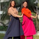 Vandana Lalwani Instagram - Twinning once again, Dancing once again, Got into our Comfort Outfit once again 👗 By @unidraa 🤩🥳💃💃❤️ #reels #reelsinstagram #instalike #instagood #instadaily #instamood #instafashion #instalove #instacool #instagram #insta #instatrend #trending #trendingreels #reelsindia #viralreels #reelsvideos #reelsviral #bff #friends #twinning #dancing #enjoying #happiness #tall #girls ❤️❤️❤️