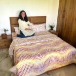 Vandana Lalwani Instagram - Sweet dreams start with soft bedsets ✨ @layerssmartbedding #layerssmartbedding #CoolColor #calm #moodofthemonth #comfort #DressUpYourHome #designs #patterns #layers #vandanalalwani PR @alphabetmedia