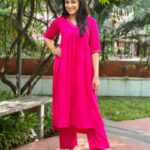 Vandana Lalwani Instagram - Dressed to Chill 😎 Wearing @unidraa most comfortable clothing ❤️ Checkout https://www.unidraa.in/ #instapic #ootd #cotton #coordset #solidcolor #comfortableclothing #indianwear #vandanalalwani