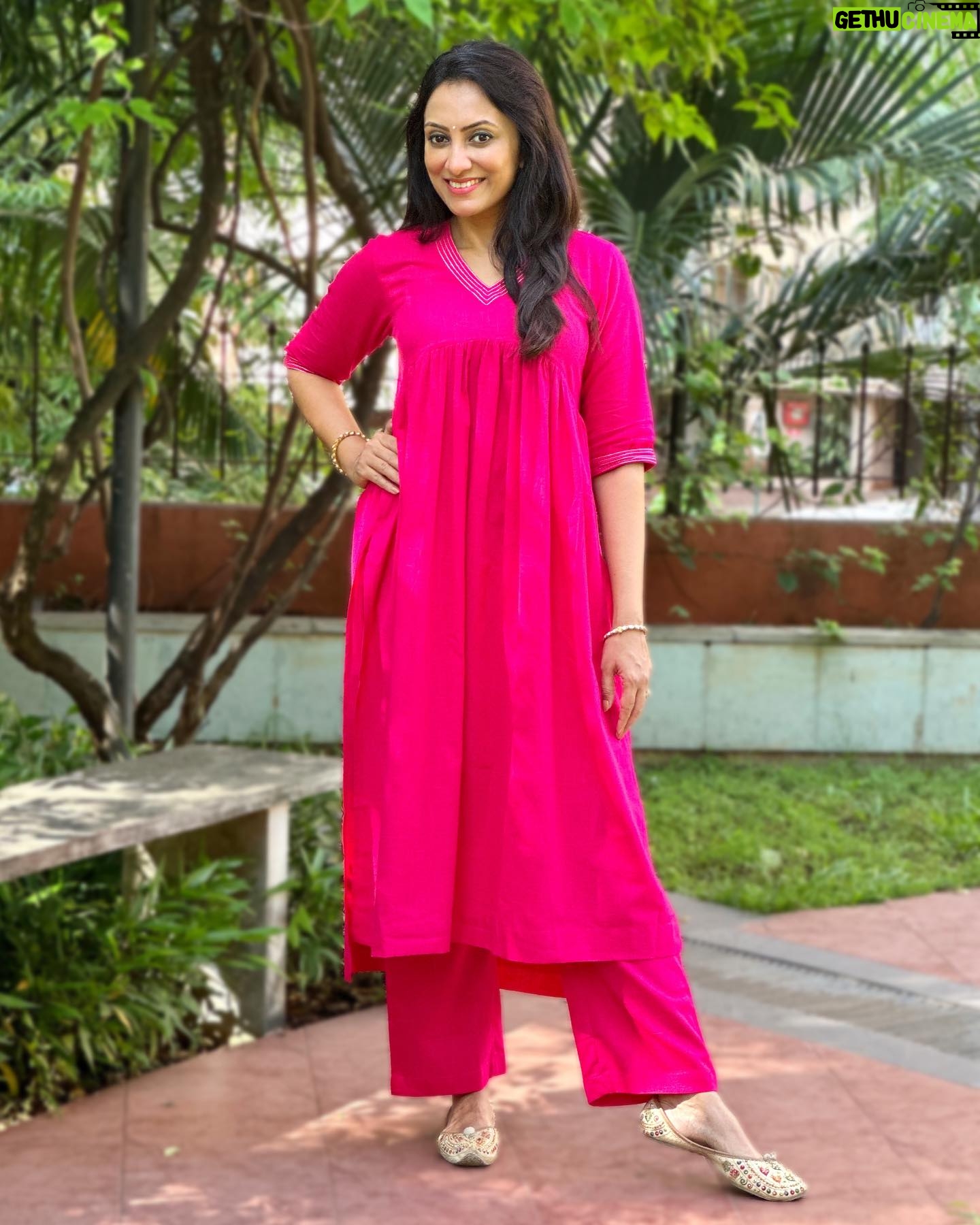 Vandana Lalwani Instagram - Dressed to Chill 😎 Wearing @unidraa most comfortable clothing ❤️ Checkout https://www.unidraa.in/ #instapic #ootd #cotton #coordset #solidcolor #comfortableclothing #indianwear #vandanalalwani