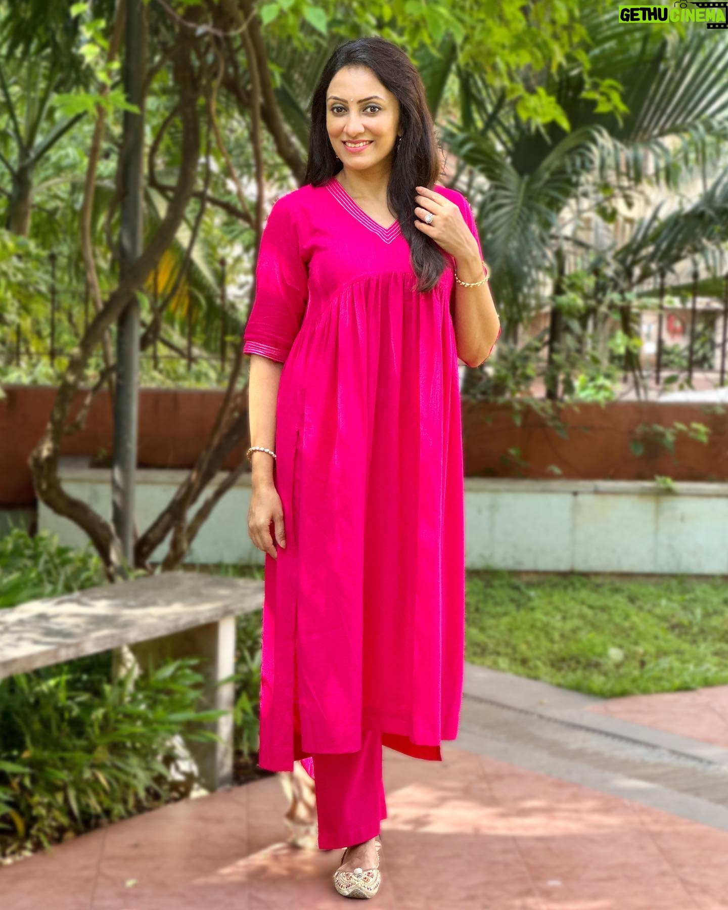 Vandana Lalwani Instagram - Dressed to Chill 😎 Wearing @unidraa most comfortable clothing ❤️ Checkout https://www.unidraa.in/ #instapic #ootd #cotton #coordset #solidcolor #comfortableclothing #indianwear #vandanalalwani