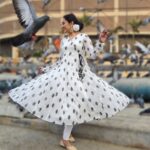 Vandana Lalwani Instagram - Set yourself free from the past. Set yourself free from the expectations of others. Set yourself free to simply be yourself, and you will soar higher than you’ve ever dreamed. HAPPY WOMEN’s DAY 🌸 #internationalwomensday #woman #vandanalalwani #aajphirjeenekitamannahai #whiteanarkali #oldisgold #lifeisbeautiful #blessed #peaceful #happysoul