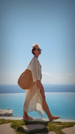 Vanessa Evigan Instagram - Dream trip to Italy almost a year ago today…..take me back, please. Beautiful places, divine fashion, amazing food, and breathtaking architecture are things I love, but they all fall short to meaningful time with good friends and family. Social media often gives the impression that glamorous moments equal a glamorous life. In truth, moments like these are 5% to the 95% of the time I’m in sweats, hair up, no makeup, no shower, chasing toddlers, with unidentified stains on my clothes. In my normal everyday life, I sometimes get caught up in the comparison trap by looking at others glamorous lives. It makes me feel guilty to post about great moments and passions of mine, as I know I’m not alone and never want anyone to feel left out or not enough. I guess this reminder is as much for me as it is anyone else who may need to hear it. Chase those beautiful life moments and feel proud to share them but remember this when you’re at home watching others “perfect lives” through a filtered screen; our feeds may be like a highlight reel at times, but real life is never a highlight reel for anyone. Here’s to celebrating the beauty, and here’s to keeping it real. Love you all!