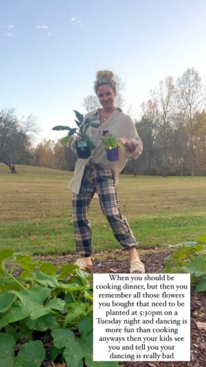 Vanessa Evigan Instagram - About last night

#coolmom #notsocool #gardening #momlifebelike