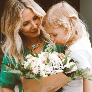Vanessa Evigan Instagram - Photo dump from yesterday St. Patricks day lunch & early birthday celebration with my kiddos. Maverick & Birdie went shopping & picked me out the sweetest gifts. My son got me my necklace with the turquoise heart. He said “let me see it on you” (sounded just like his daddy) he was so happy when I put it on. He just kept smiling. Melted my heart. He picked it out all by himself along with the gold cuff bracelet. They got me flowers too & Birdie rose smelled them & said “mommy they smell beautiful “. They make everything brighter & all holidays more fun. They were so tickled at the idea that they could pinch someone who didn’t have green on 😭 🍀 🍀

📸 @maggs_music