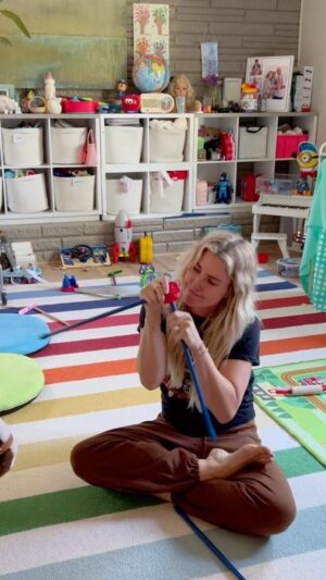 Vanessa Evigan Instagram - I want to understand my toddlers more. So I became them for a day while they were at school.
