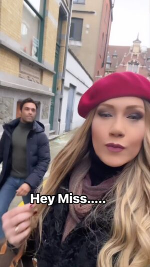 Vanessa van Cartier Instagram - #flirt #street #funny #laugh #comedy #marco
#busy #run #surprise #scream #joke #viral