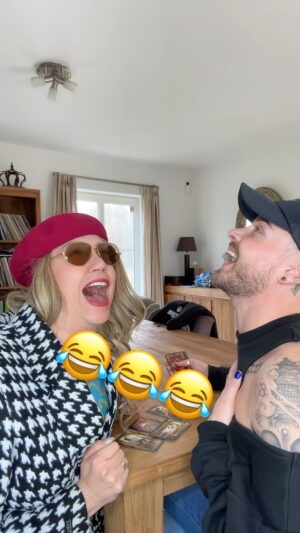 Vanessa van Cartier Instagram - @mynameismaarten #cards #marco #funny #laugh #comedy #entertainment #justforfun #reelitfeelit #explorar #no #fypppppppppppppppppppppppppppppppppppppppppppppppppppppppppppppppppppppp #viral
