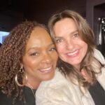 Vanessa Bell Calloway Instagram - More great times @purliebway What a blessing!!!! I’m so grateful and very #happy Thanks to all that’s coming to support us! @leslieodomjr @karaakter @bkjamchild @billyeugenejones @noahpyzik @starjonesesq @im.angelabassett @jeniferlewisforreal @katehudson @therealmariskahargitay @aliciakeys @divatamer @johndavidwashington @sherrieshepherd @jawnmurray