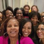 Vanessa Bell Calloway Instagram - Y’all know me! I had to have a little farewell dinner party for myself before I left town. These ladies supported me the past 6 months in NYC. I love them all and I’m grateful for their friendship 😘😘😘😘 @bkjamchild @cheribrown @gayle.samuels @officialnicholegalicia @paulajames @danawhite @dmmllowery @akosuagalloway @leah.bass51 💕💕😘😘