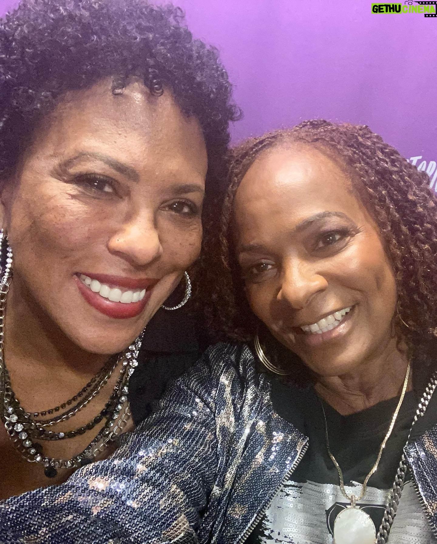 Vanessa Bell Calloway Instagram - Last week @purliebway another great week! #soblessed ππΎππΎππΎππΎπππππ